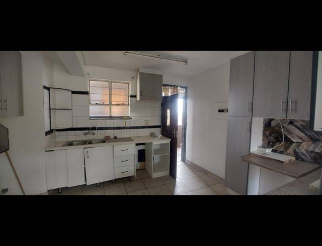 3 BEDROOM APARTMENT FOR SALE IN LAUDIUM